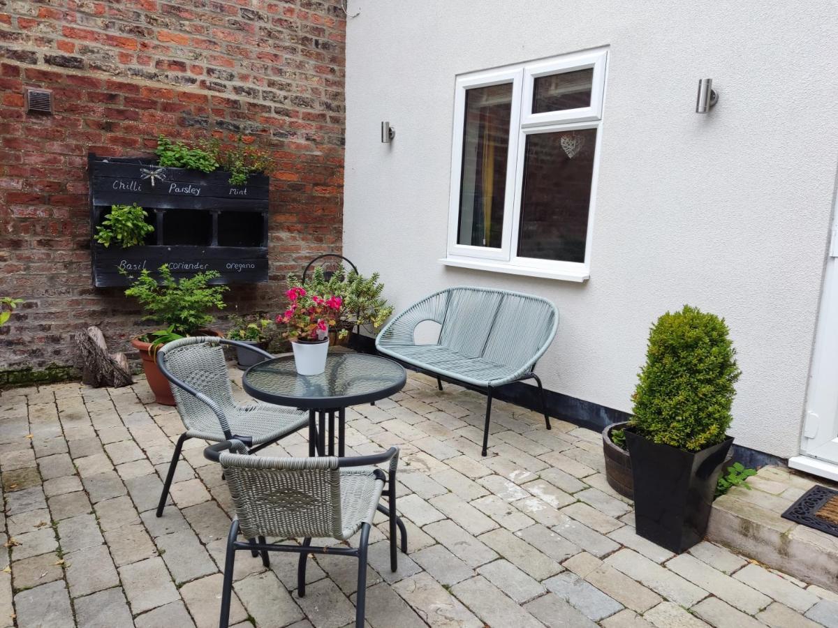 Little Ings, Modern, Idyllic, Self-Contained Hideaway In Easingwold, North Yorkshire
